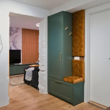 Quiet & Stylish In Appartement